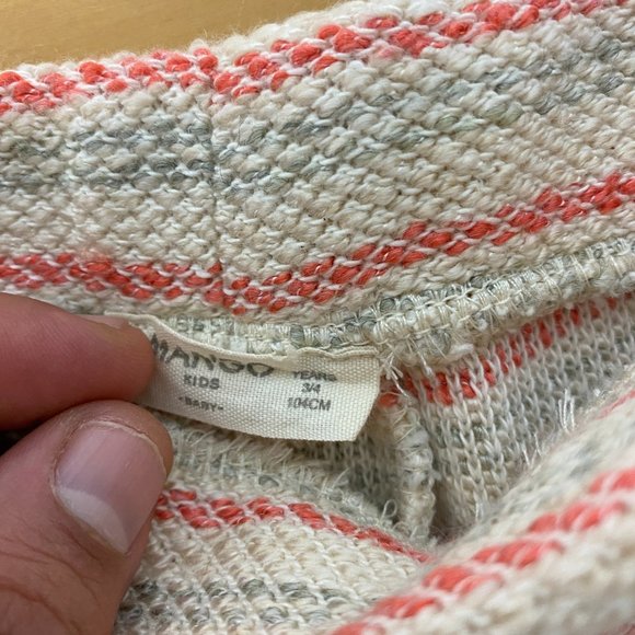 Mango Kids Girls Beautiful Shorts Size 3-4 Year in Great condition!! - Picture 2 of 3